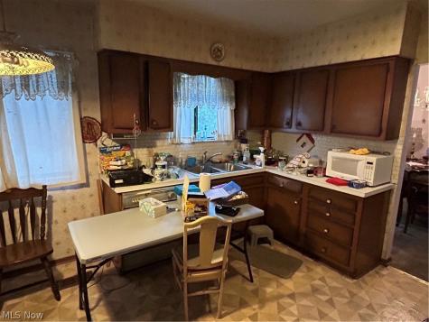 7809 York Road Parma OH 44130
