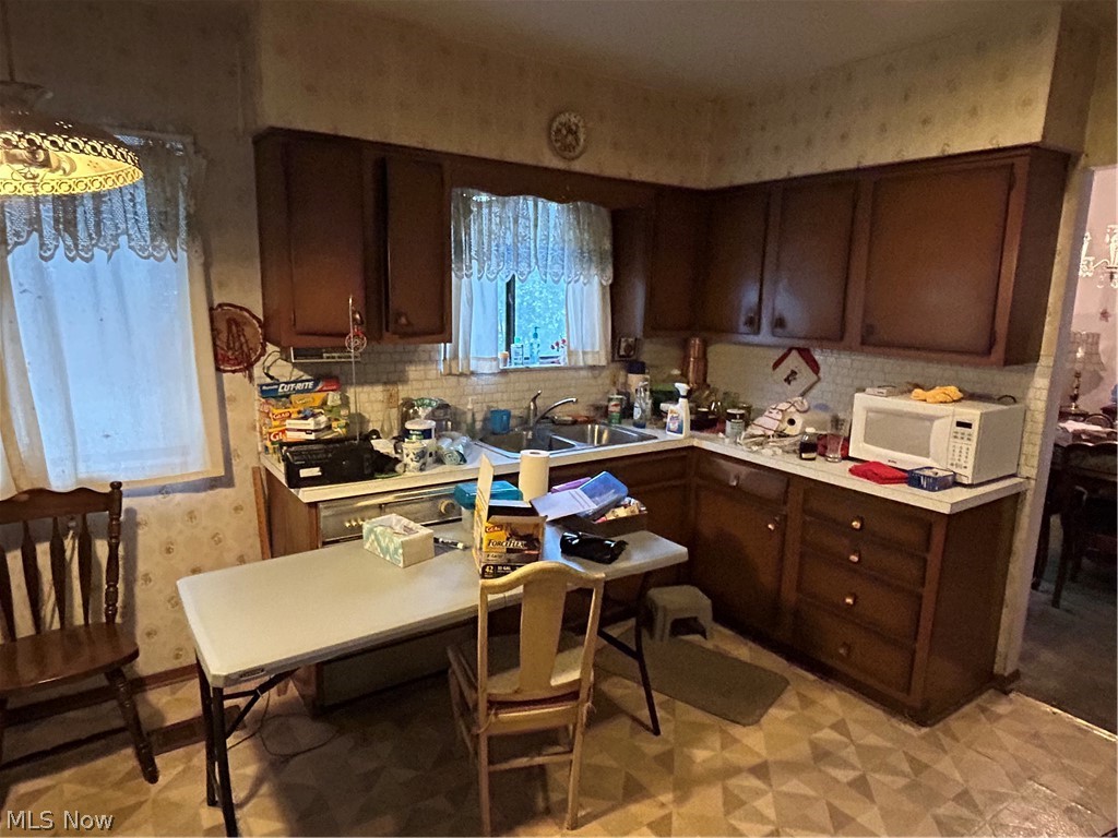 7809 York Road Parma OH 44130