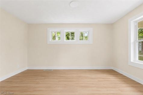930 Johnston Street Akron OH 44306
