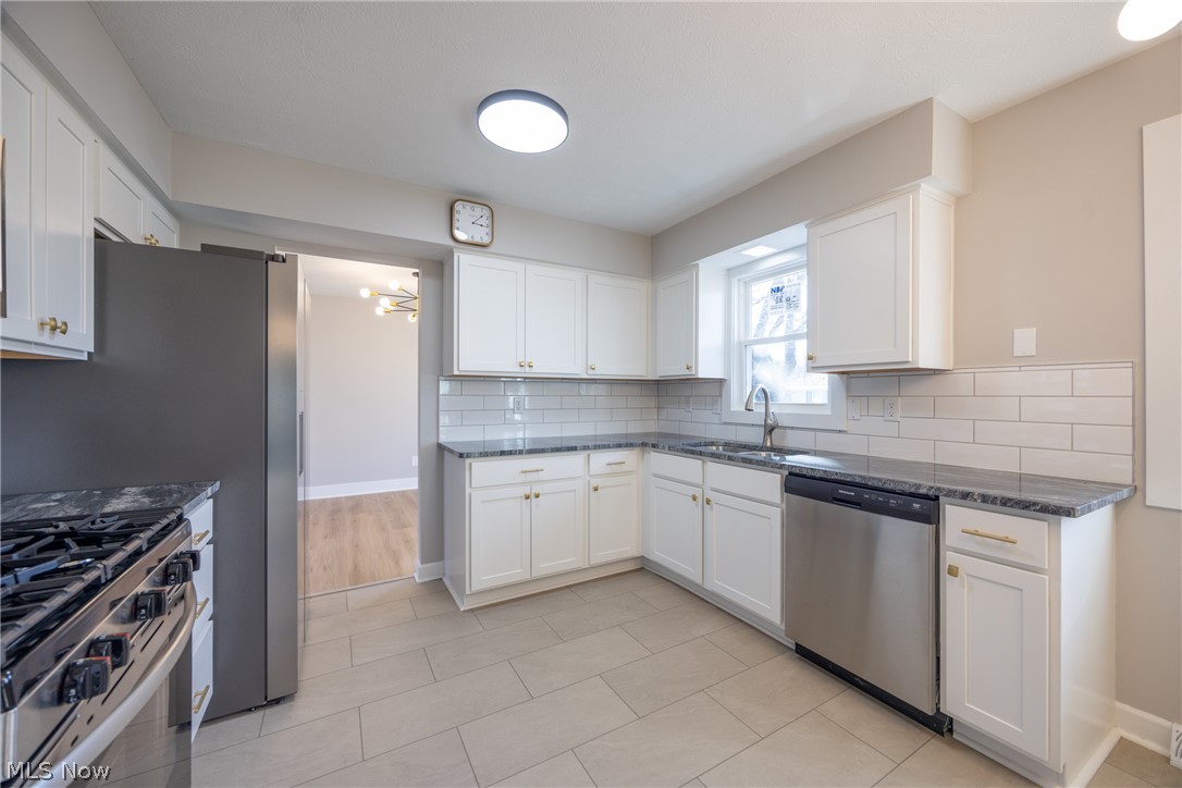 522 Catlin Drive Richmond Heights OH 44143