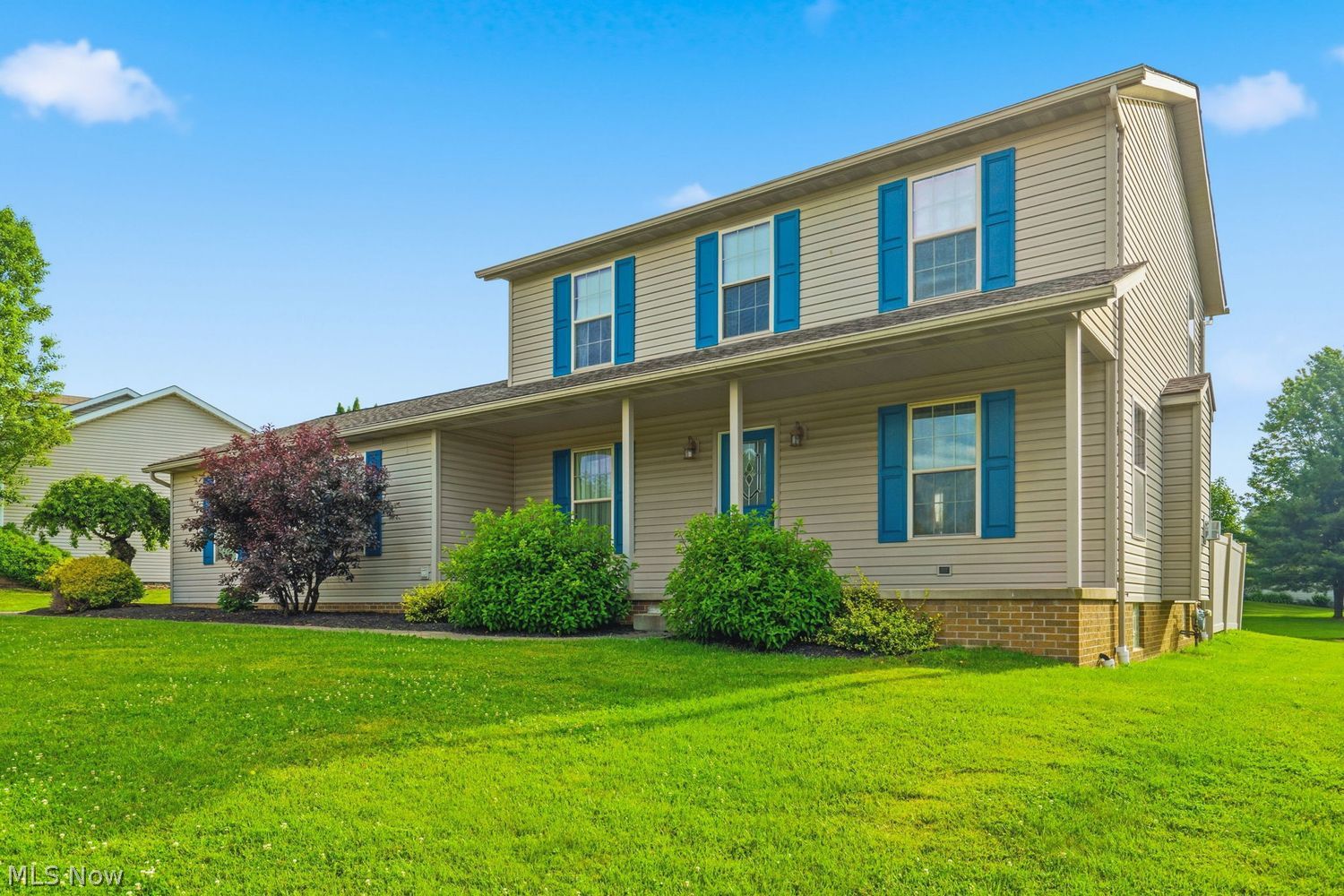 5870 Sky Ridge Avenue NE Louisville OH 44641