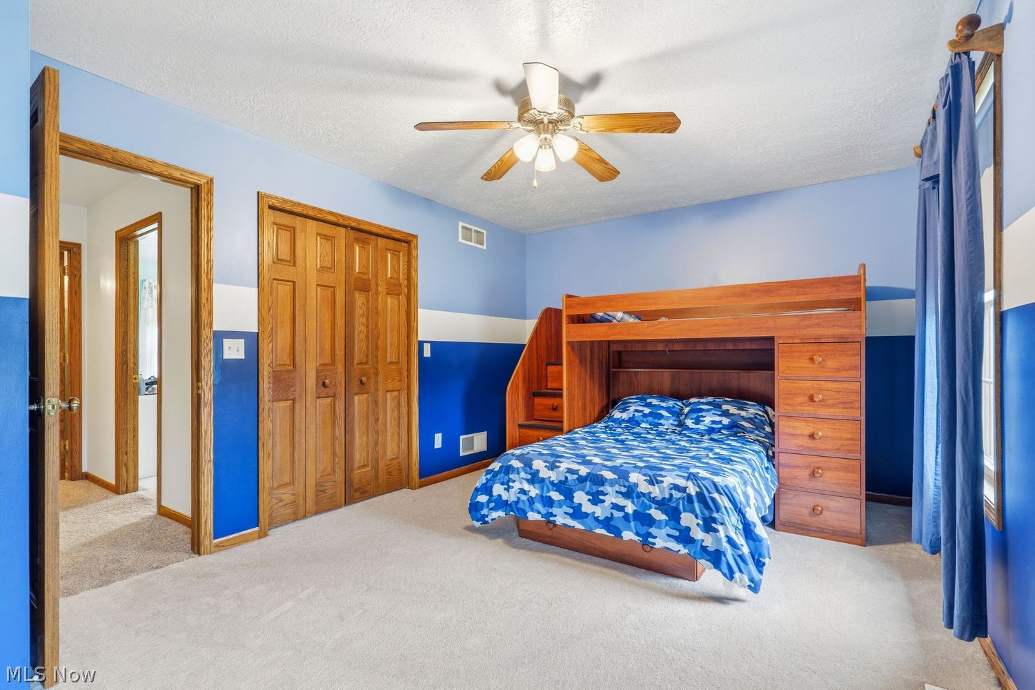 5870 Sky Ridge Avenue NE Louisville OH 44641