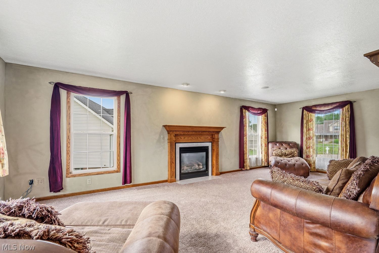 5870 Sky Ridge Avenue NE Louisville OH 44641