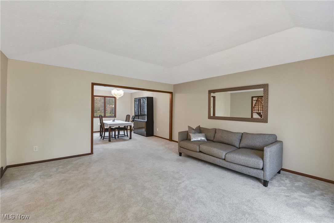 4397 Prestwick Crossing Westlake OH 44145
