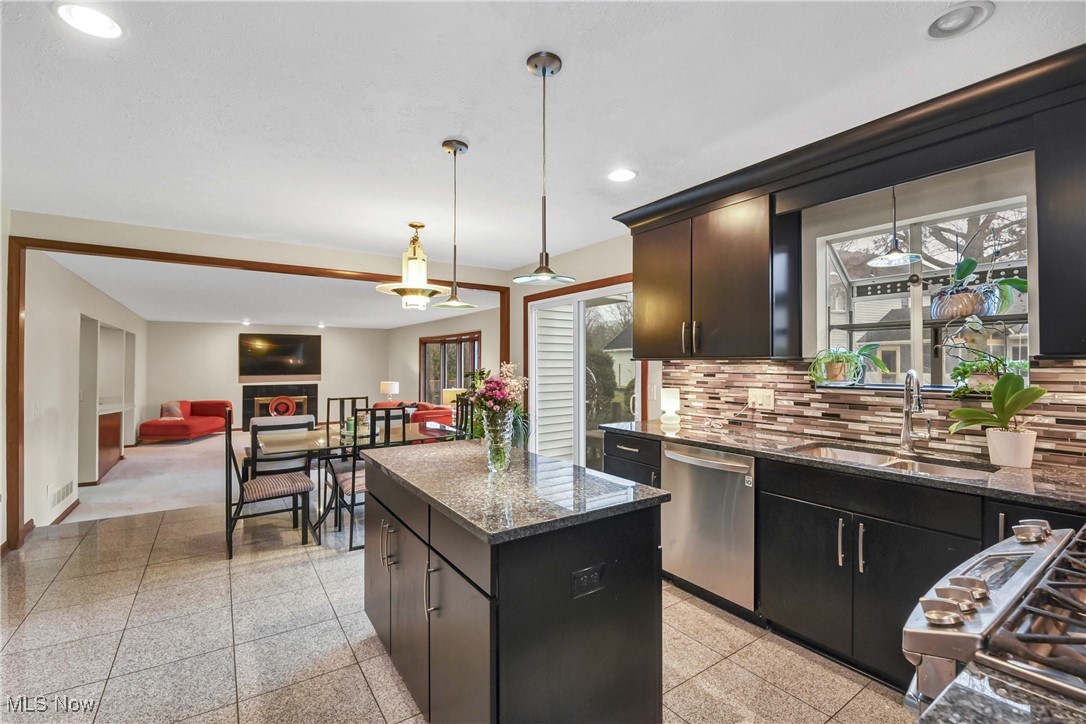 4397 Prestwick Crossing Westlake OH 44145