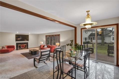 4397 Prestwick Crossing Westlake OH 44145