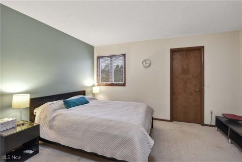 4397 Prestwick Crossing Westlake OH 44145