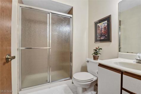4397 Prestwick Crossing Westlake OH 44145
