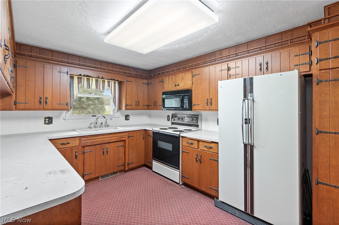 2644 Mount Eaton Road S Dalton OH 44618