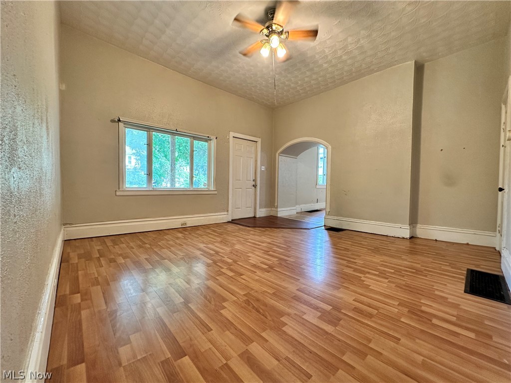 729 Lincoln Avenue East Liverpool OH 43920