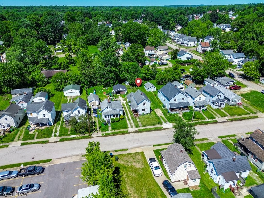 36 21st Street NW Barberton OH 44203
