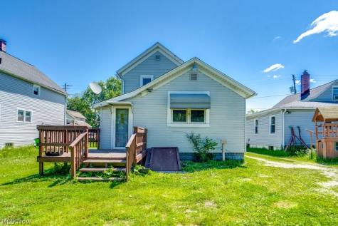 36 21st Street NW Barberton OH 44203