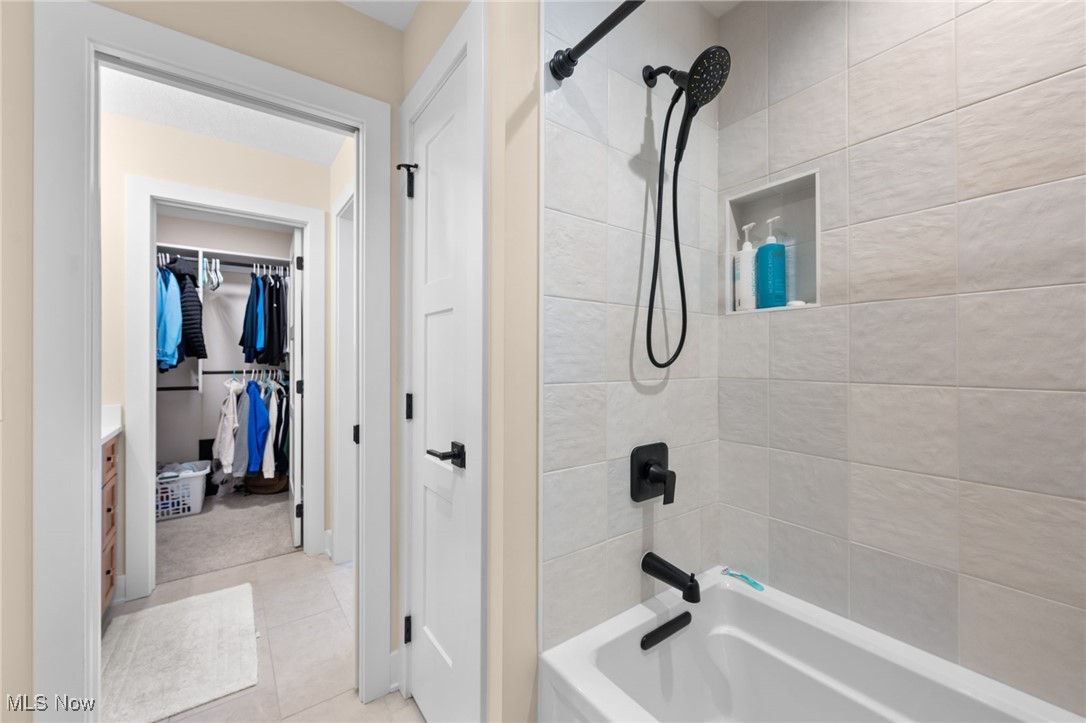 1807 Jager Boulevard Westlake OH 44145