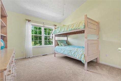 975 W Parkway Boulevard Aurora OH 44202