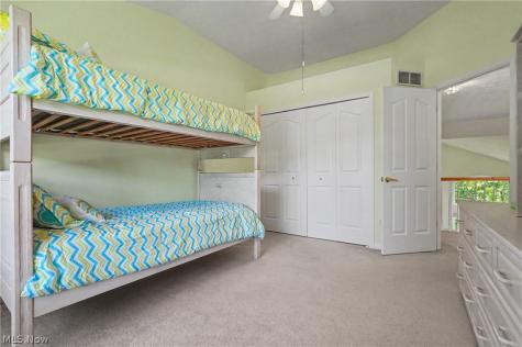 975 W Parkway Boulevard Aurora OH 44202