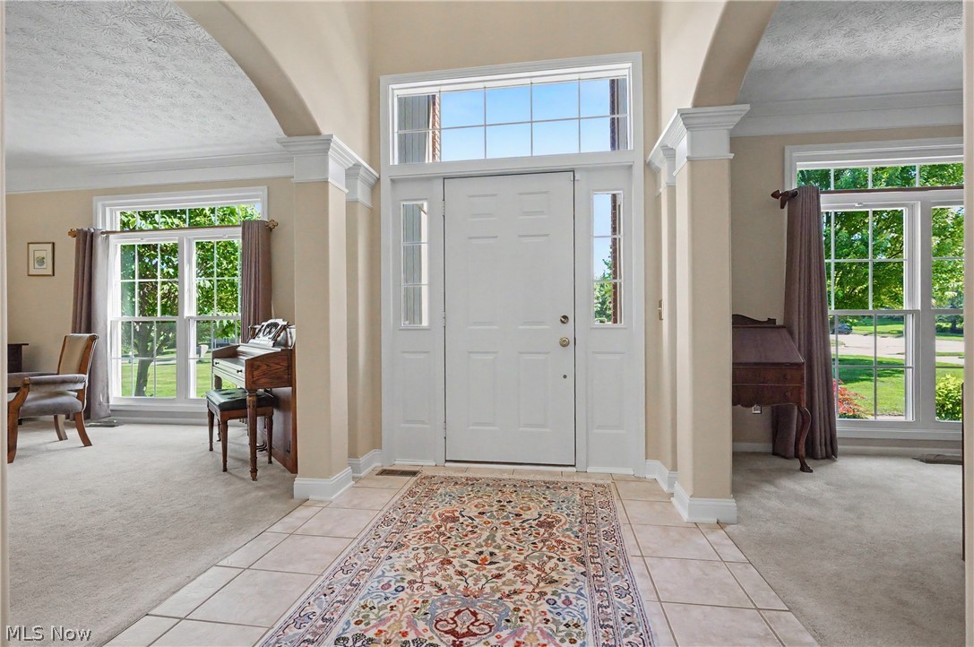 975 W Parkway Boulevard Aurora OH 44202