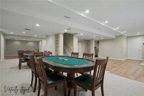 975 W Parkway Boulevard Aurora OH 44202