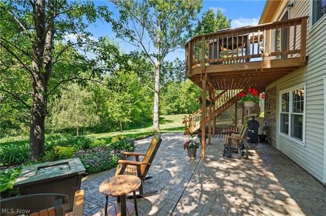 975 W Parkway Boulevard Aurora OH 44202