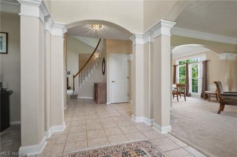975 W Parkway Boulevard Aurora OH 44202