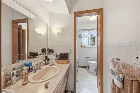 617 Marguerite Avenue Cuyahoga Falls OH 44221
