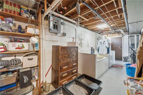 617 Marguerite Avenue Cuyahoga Falls OH 44221