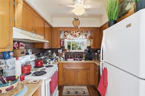 617 Marguerite Avenue Cuyahoga Falls OH 44221
