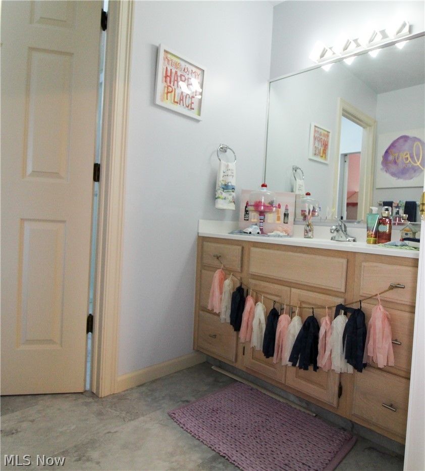 262 Topaz Circle Canfield OH 44406