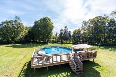 126 Mill Run Drive Youngstown OH 44505