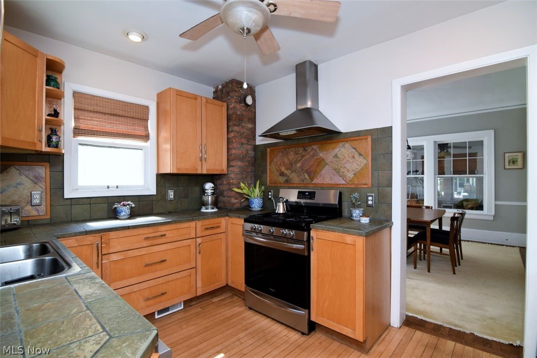 2535 Cheshire Road Shaker Heights OH 44120