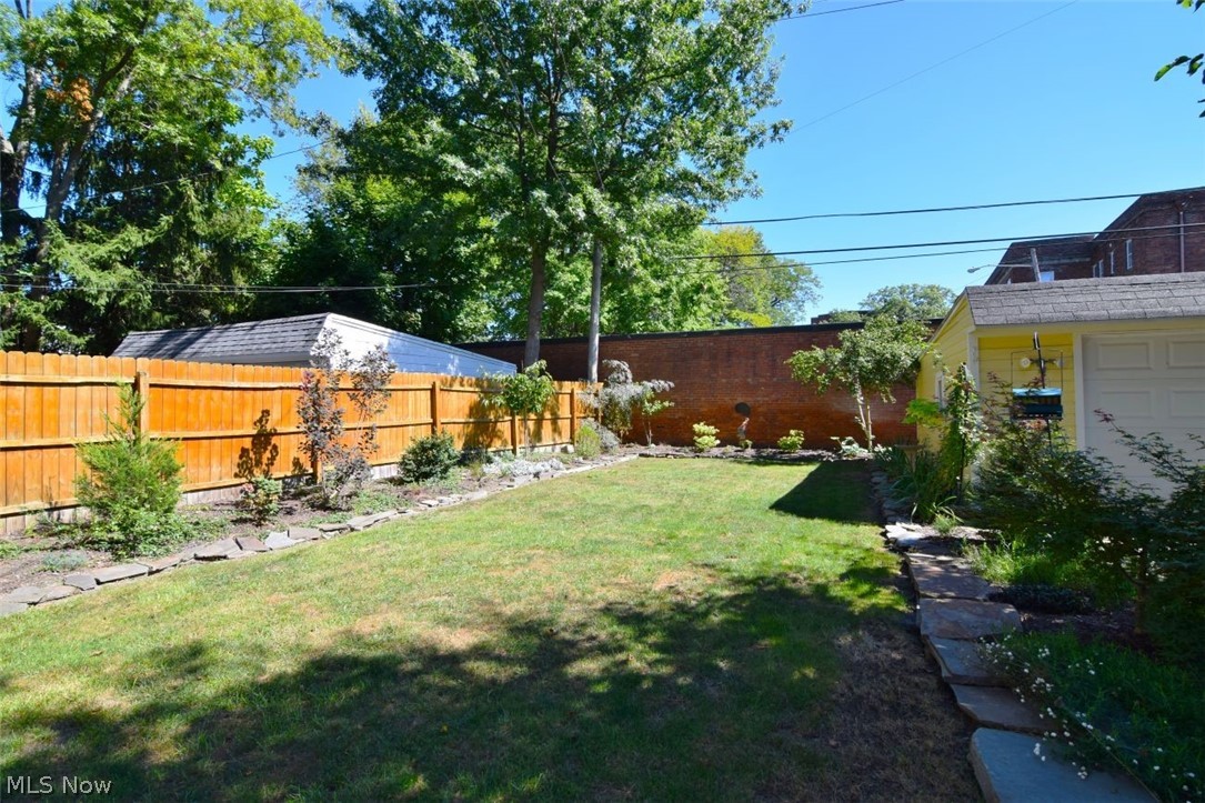 2535 Cheshire Road Shaker Heights OH 44120