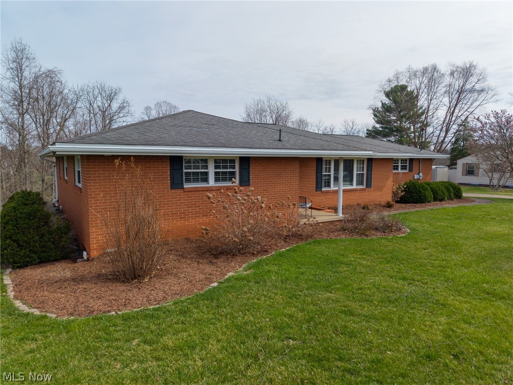 330 Wynncrest Drive Marietta OH 45750