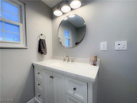 330 Wynncrest Drive Marietta OH 45750