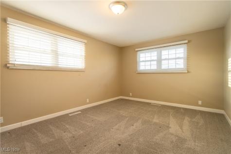 330 Wynncrest Drive Marietta OH 45750