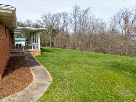 330 Wynncrest Drive Marietta OH 45750