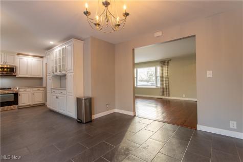 330 Wynncrest Drive Marietta OH 45750
