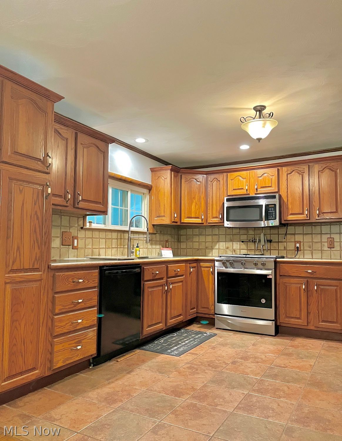 4102 Leewood Road Stow OH 44224