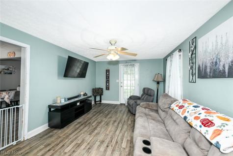3277 Mayfair Road Akron OH 44312