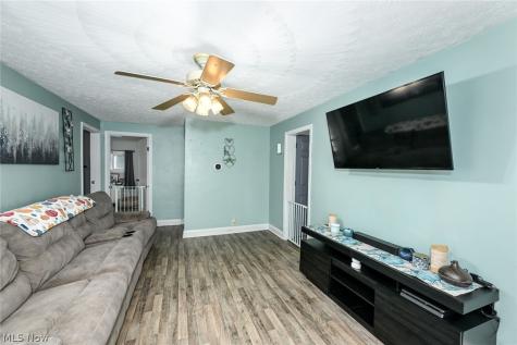 3277 Mayfair Road Akron OH 44312