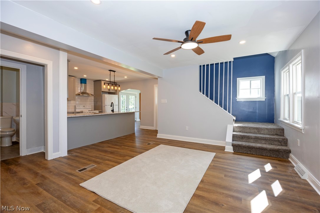 101 E Burwell Avenue Loudonville OH 44842
