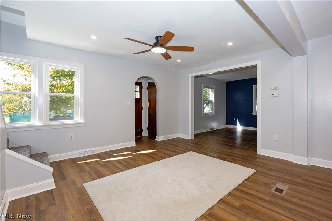 101 E Burwell Avenue Loudonville OH 44842