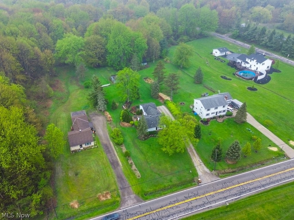 8764 Ravenna Road Chardon OH 44024