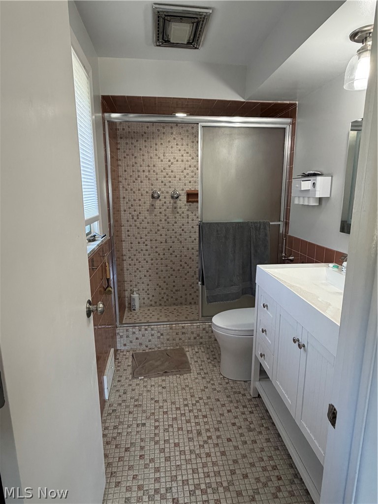 1905 Camberly Drive Cleveland OH 44124