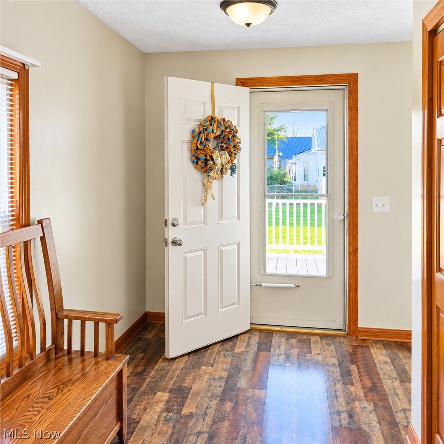 603 Oxford Avenue Newcomerstown OH 43832