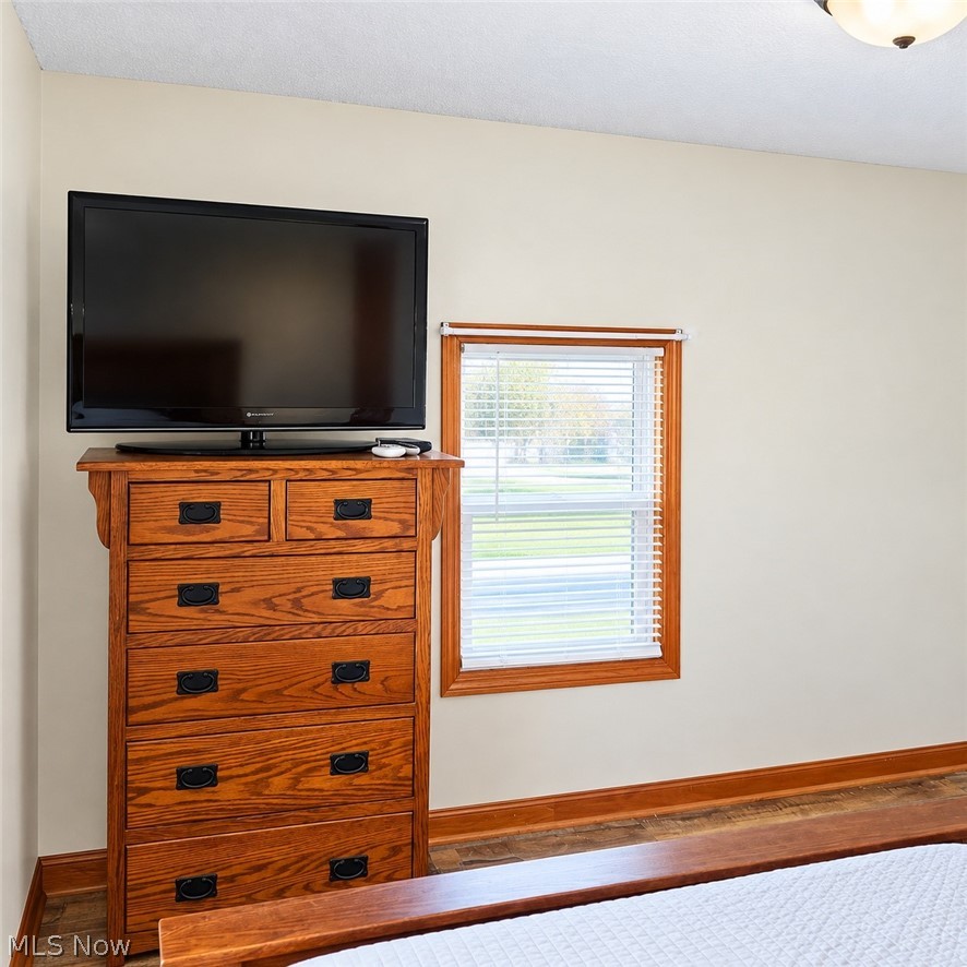 603 Oxford Avenue Newcomerstown OH 43832