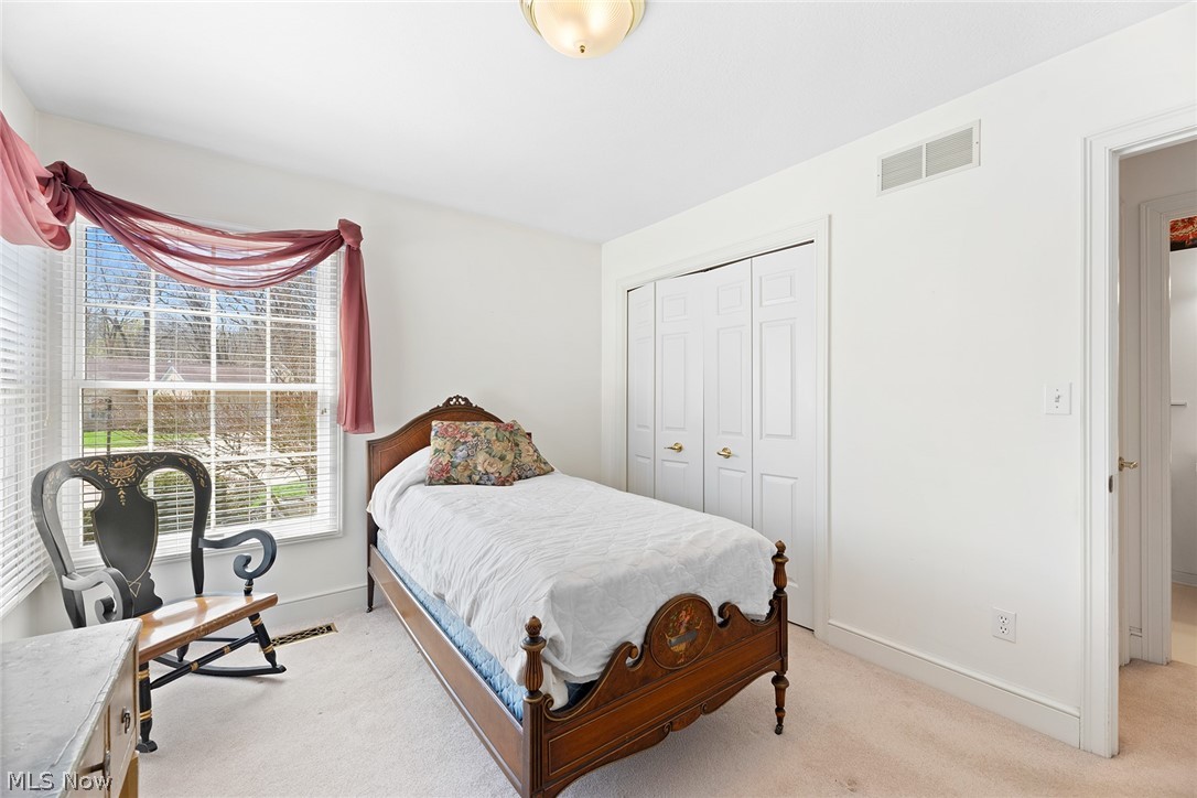 447 Armante Court Akron OH 44313