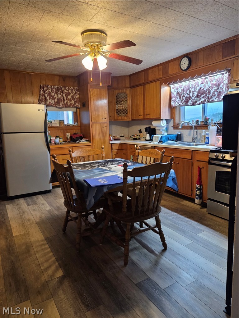 716 Adams Street Conesville OH 43811