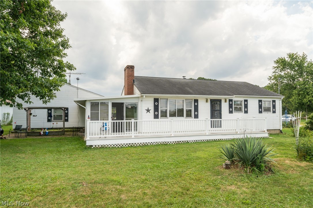 6990 Edison Street NE Hartville OH 44632