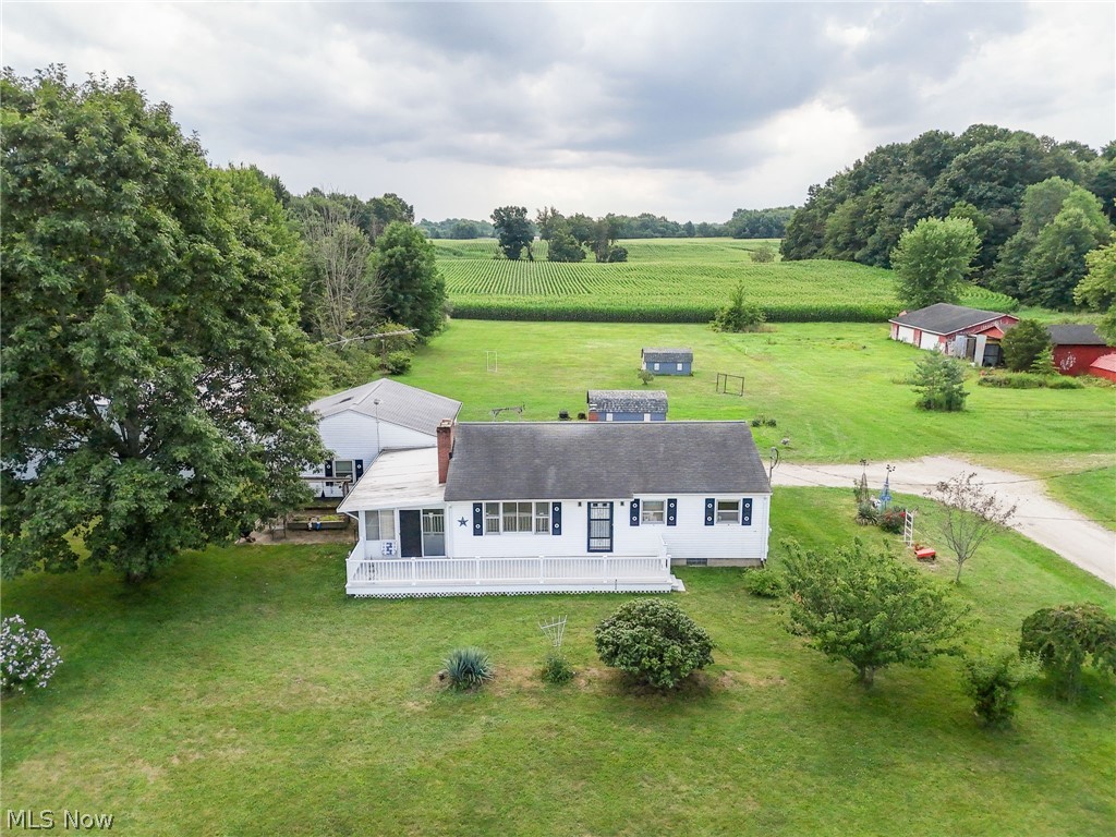 6990 Edison Street NE Hartville OH 44632