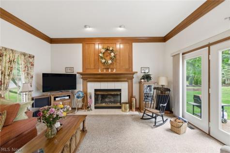 359 Williamsburg Drive Avon Lake OH 44012