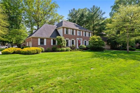 359 Williamsburg Drive Avon Lake OH 44012